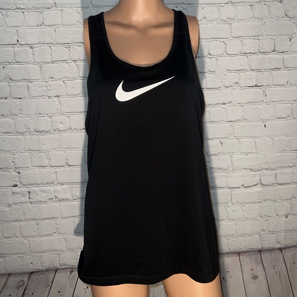 Nike Tops - Nike Pro Black & White Tank top size XL